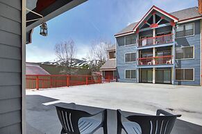 Ideal Locale Steps To Mountain & Main St- 1br+loft, Sleeps 6 1 Bedroom