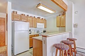 Ideal Locale Steps To Mountain & Main St- 1br+loft, Sleeps 6 1 Bedroom