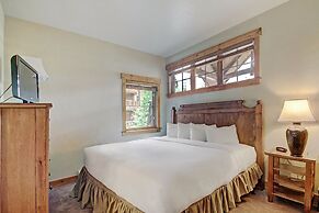 Cosmopolitan Decor + Spacious 3br In Downtown Breck Sleeps 8 3 Bedroom