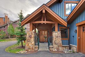 Cosmopolitan Decor + Spacious 3br In Downtown Breck Sleeps 8 3 Bedroom