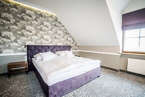 Hotel Poledno