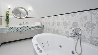 Hotel Poledno