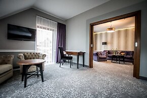Hotel Poledno