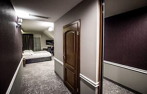 Hotel Poledno