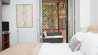 Rental in Rome Augustus Terrace Deluxe