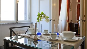 Rental in Rome Crociferi 1