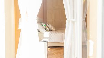 Rental in Rome Crociferi 2