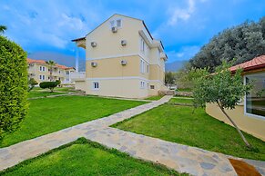 Gold Lion Apart Hotel