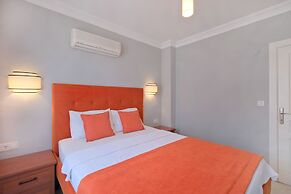 Gold Lion Apart Hotel