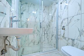 Gold Lion Apart Hotel