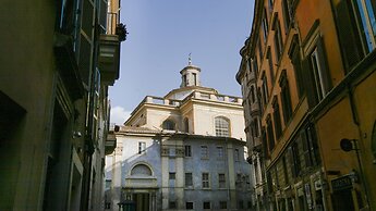 Rental in Rome Romantica Studio