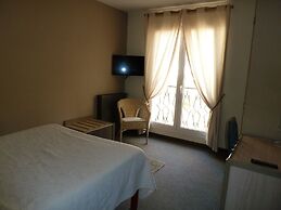 Hôtel Restaurant Le Commerce