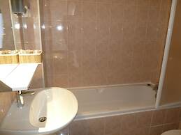 Hôtel Restaurant Le Commerce