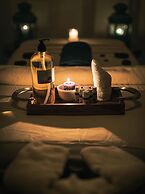 Acacia Premier Hotel