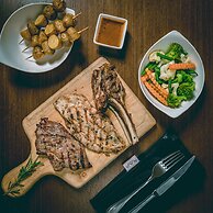 Acacia Premier Hotel