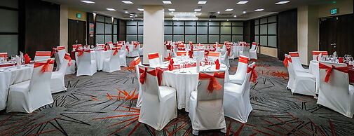 Acacia Premier Hotel