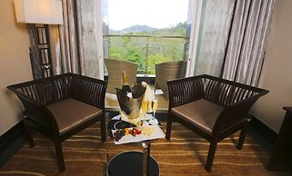 The Grand Mountain Hotel