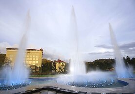 The Grand Mountain Hotel