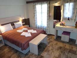 Niki Studios Sea-Front