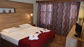 Niki Studios Sea-Front