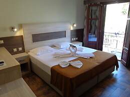 Niki Studios Sea-Front