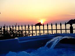 Niki Studios Sea-Front