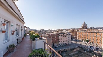 Rental in Rome Ceaser Penthouse