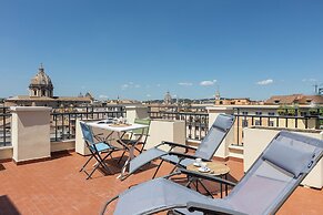 Rental in Rome Ceaser Penthouse