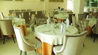 Solyana Hotel