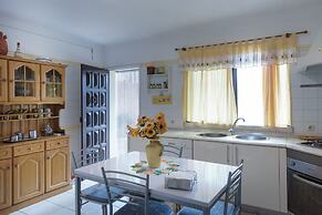 Akivillas Almancil Relax