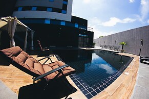 Summit Suítes Hotel Caçapava