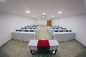 Summit Suítes Hotel Caçapava