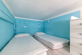 Studios on Bolshoy Kazachy 11