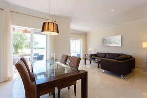 Arcos Gardens Sol Rent Golf