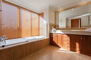 Arcos Gardens Sol Rent Golf