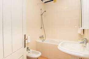 Akivillas Vale do Lobo Sky