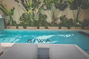 Biwa Tulum