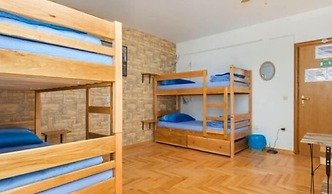 Hostel Oktarin