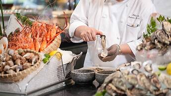 InterContinental Guangzhou Exhibition Center by IHG