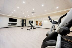 Holiday Inn Express & Suites Trois Rivieres Ouest by IHG
