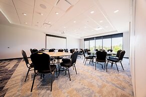 Holiday Inn Express & Suites Trois Rivieres Ouest by IHG
