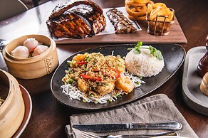 Holiday Inn Sydney St Marys by IHG