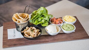 Holiday Inn Sydney St Marys by IHG