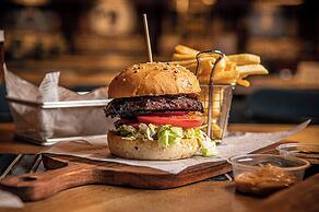 Holiday Inn Sydney St Marys by IHG