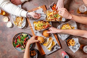 Holiday Inn Sydney St Marys by IHG