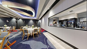 Holiday Inn Sydney St Marys by IHG
