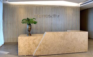 23rd Floor Luxury Apartment - sea view