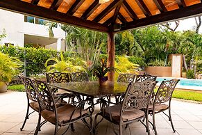 Casa Gran Escape by Playa Paradise