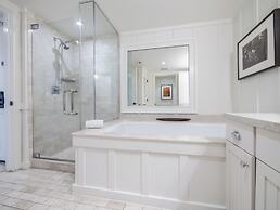 Oceanfront Vacation Villas at Turtle Bay