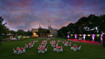 Top3 Lords Resort Bhavnagar